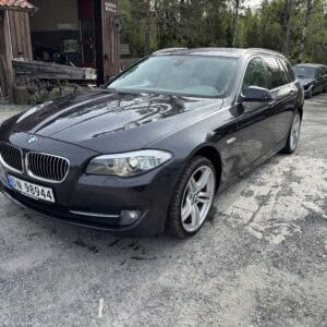 BMW 523i, Automat
