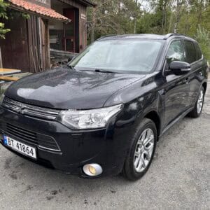 Mb Outlander, plug-in hybrid, div feil