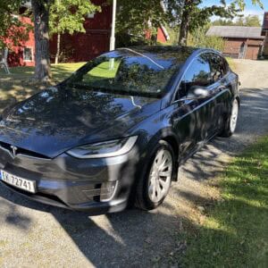 Tesla X