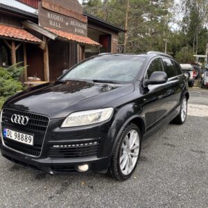 Audi Q7, Automat, 4x4, 7seter, div feil, oljelekk