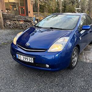 Toyota Prius. Div rust og riper. Lav km