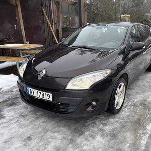 Renault Megane. Varsellamper. partikkelfilter, utgår kl 19 fredag !!