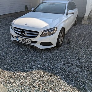 Mercedes-Benz C-Klasse,MÅ hentes i 5914 Isdalstø, på oversiden av Bergen!!!, Def topplokk ++