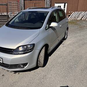 VW Golf Plus, 1,6 d, automat, naviagsjon, takluke, skinn, div feil
