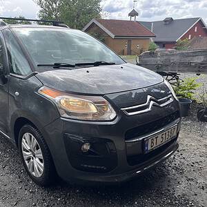 C3 Picasso, 1,6 d, 114.000 km, manuell, panoramatak, EU ok til sept. 2026. hull i adblutank !