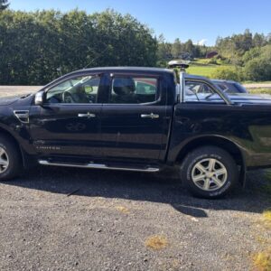 Ford Ranger 2014 mod, AUTOMAT, kun 133.000 km, har sannsynlig hull et stempel, kan startes.