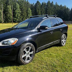 Volvo XC60 D3 manuell, 4x4, Navigasjon. Varsler om feil nivå på kjølevæske mm.