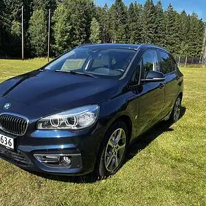 BMW 225xe Active Tourer, EU OK 03.2028, Navi plus, Keyless, ryggekamera, PDC, skinn mm. Feil på hybridbatteri!