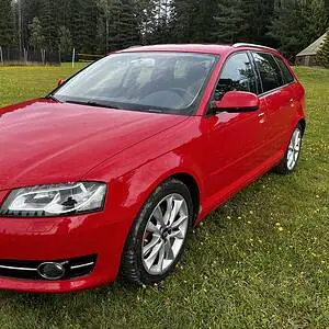 Audi A3 TFSI manuell. EU OK 11.26 - Går på 3 syl.