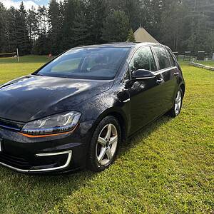 Volkswagen e-Golf, Navi, Ryggekamera, EU OK 06.27,Stort rusthull i h, fremdør v. dørhåndtak mm.