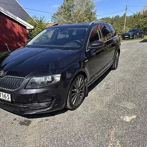 Skoda Octavia Laurin & Klement, 1,8T 180HK 4x4 Automat, Panorama, navigasjon.