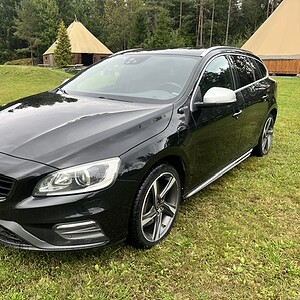 Volvo V60 Ladbar hyb, 2015 mod, 4x4, Automat, D5, 163 hk, km 294.700, R-design, ryggekam, navi mm.