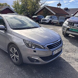 Peugot 308, 2014 mod, manuell, Navi, ryggeka og soltak, 1,2 bensin, fusker og bruker olje.
